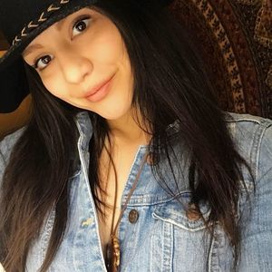 Meet your Posher, Savannah